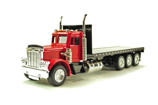 Peterbilt 379 Tri-Axle Flatbed Truck