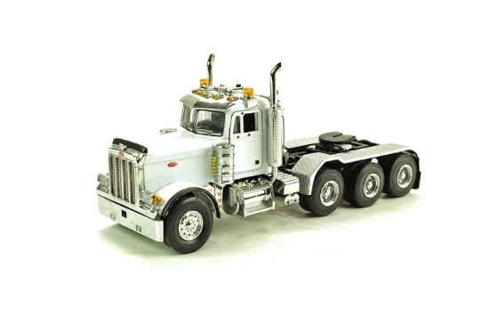 Peterbilt 379 Daycab Tri-Axle Tractor