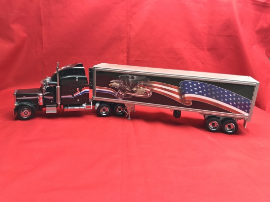 Peterbilt 379 w/Box Trailer