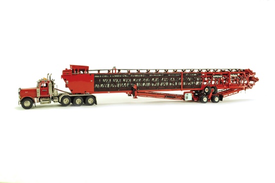 Superior TS-150 Telestacker Conveyor w/Peterbilt 379