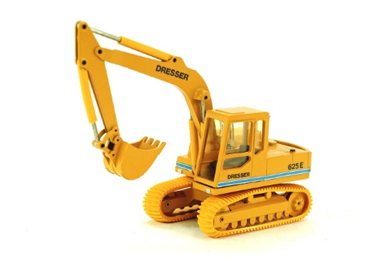 Dresser 625E Excavator