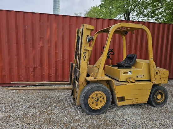 CAT V80E 8000lb Semi-Pneumatic Forklift