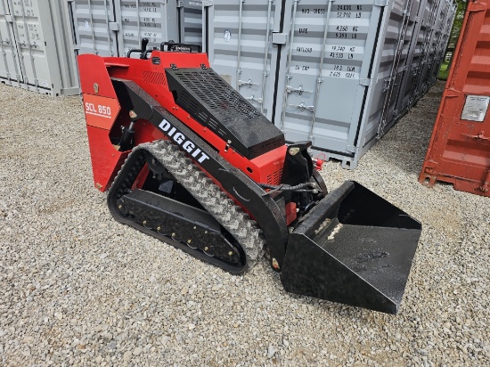 New/Unused Mini Compact SCL850 Track Loader