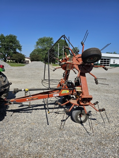 Pequea HT4102 Turbo Tedder
