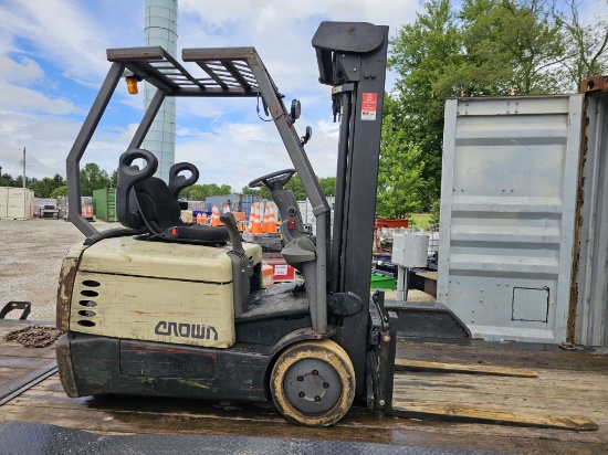 Crown Electric Forklift
