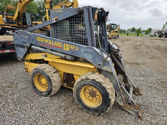 New Holland LS180 Skid Steer Wheel Loader