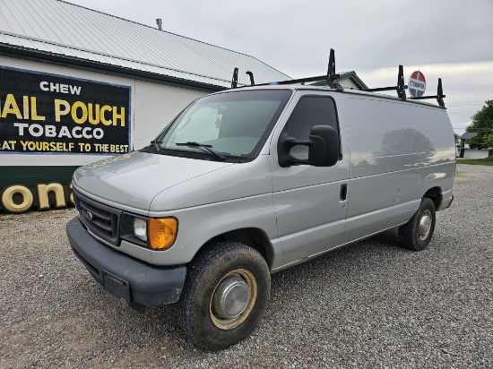 2006 Ford E350 Cargo Van