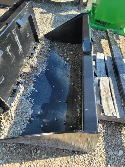 New/Unused 66 in. Skid Steer Bucket w/Single Blade