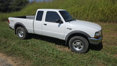 1999 Ford Ranger XLT 4x4 Pickup Truck