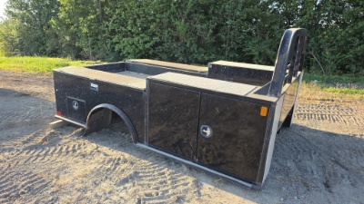 CM Gooseneck Utility Truck Bed