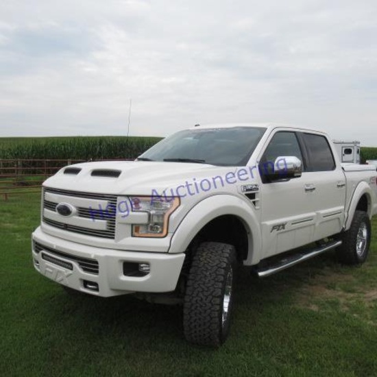 "2017 Ford Lariat, FTX, only 5813 miles 6"" lift, 4 door, loaded with options