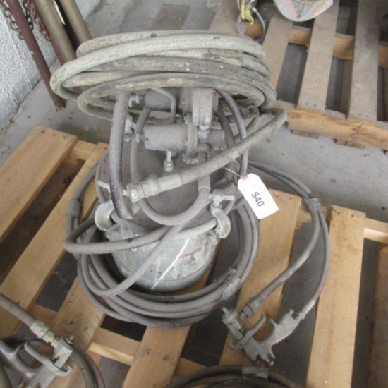 2 gal. pressure pot