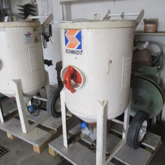 Schmidt 6.5 cu ft blasting pot