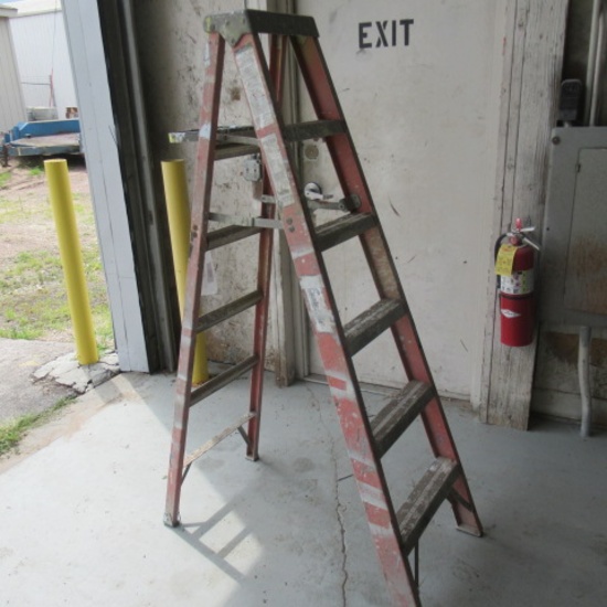 6ft fiberglass step ladder