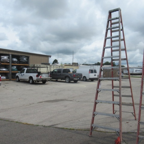 12ft fiberglass step ladder
