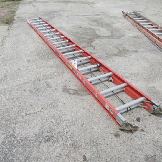 32ft fiberglass extension ladder