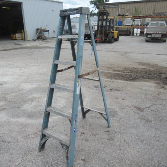 6ft fiberglass step ladder,