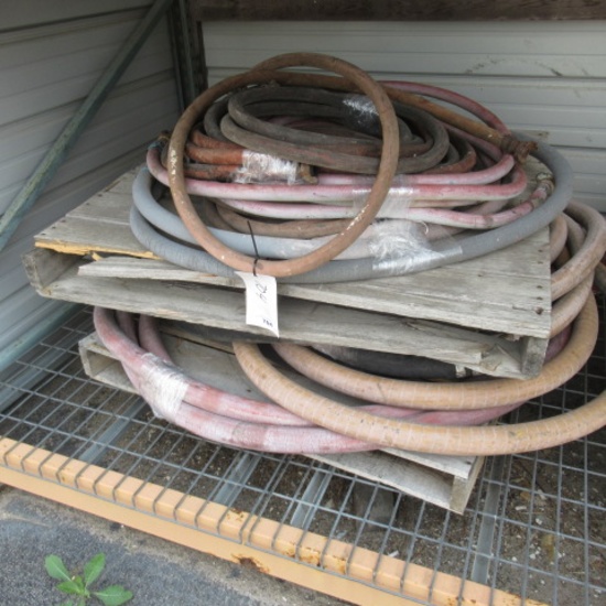 2 pallets misc 1.5&.75 ID air hose