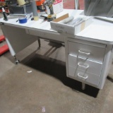 Office desk on wheels