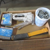 staplers & staples