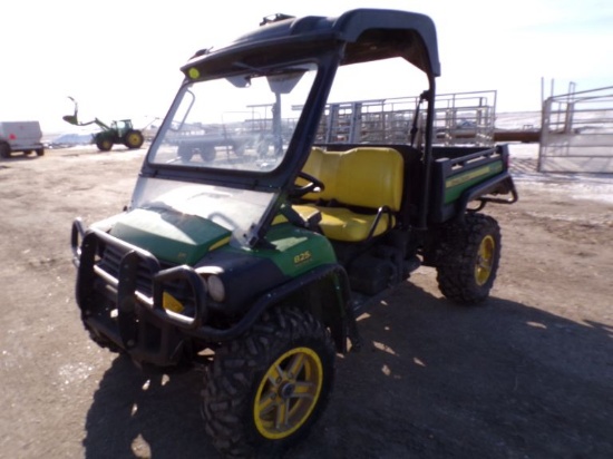 2017 John Deere 825i 4x4 gator