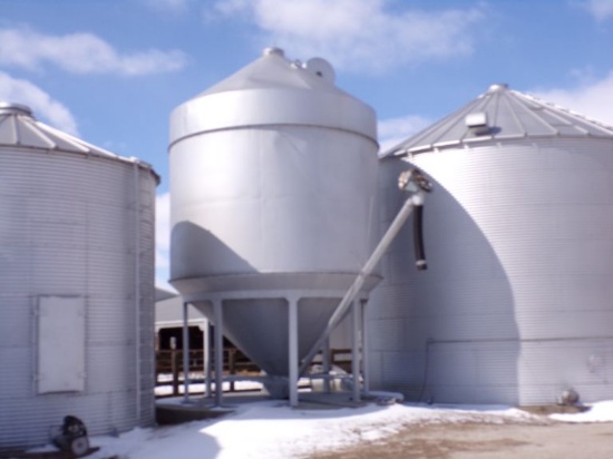 40-ton grain bulk bin