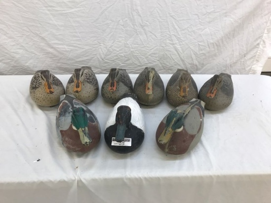 (9) Plastic D-9 Victor Square Tails Decoys