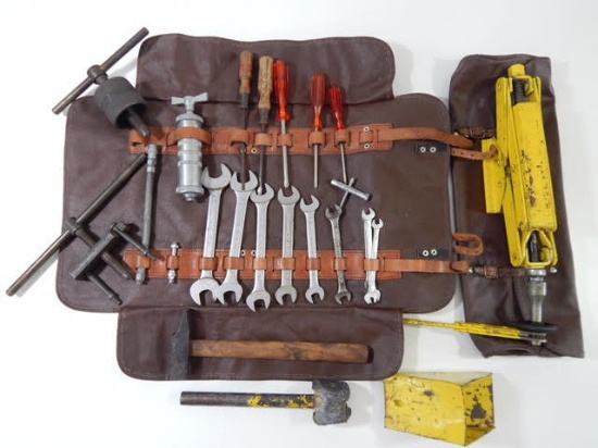 Ferrari 330 GTC Complete tool kit