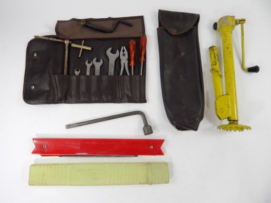 Ferrari 246 Dino Complete tool kit.