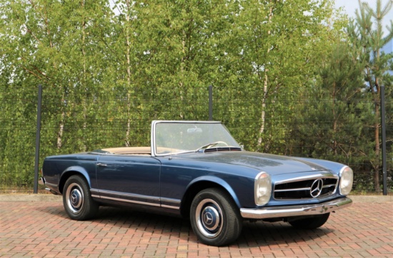 1966 Mercedes-Benz 230SL Pagoda