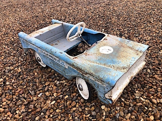 1960's Tri-ang â€˜Bermudaâ€™ pedal car