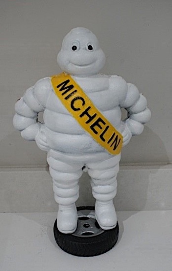 Mr Bibendum Michelin figurine