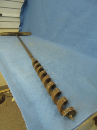 Rustic Tool 50” Tall Iron Hand Drill with a 14” Wide Wooden Handle