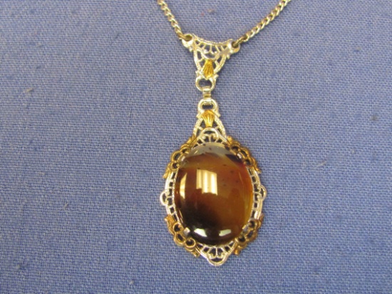 Vintage Sterling Silver Necklace w Brown Glass? Stone – 15” long w 1 3/4” drop – 6.0 grams
