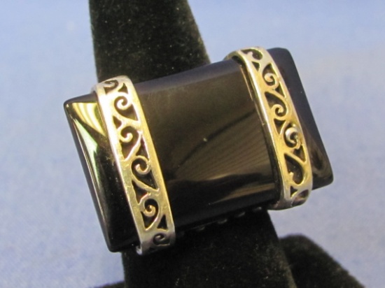 Bold Sterling Silver & Onyx Ring – Size 7 – Weight is 15.2 grams – Stone is 1 1/8” wide