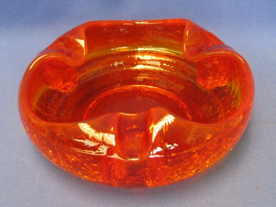 Large Retro Crackle Glass Ashtray – Amberina – 7 1/2” in diameter – Viking? Very good condition