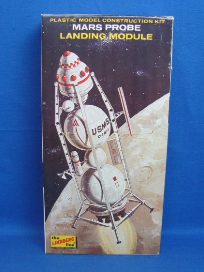 1969 Model Kit – Mars Probe Landing Module by the Lindberg Line – Looks complete w Instructions