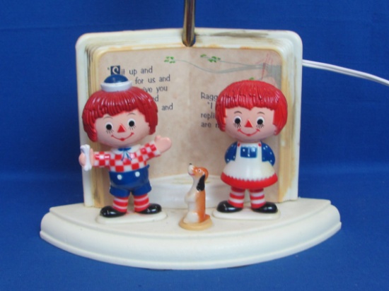 Vintage Plastic Nursery Lamp w Raggedy Ann & Andy – By Dolly Toy Co – 11 1/2” tall to top of socket