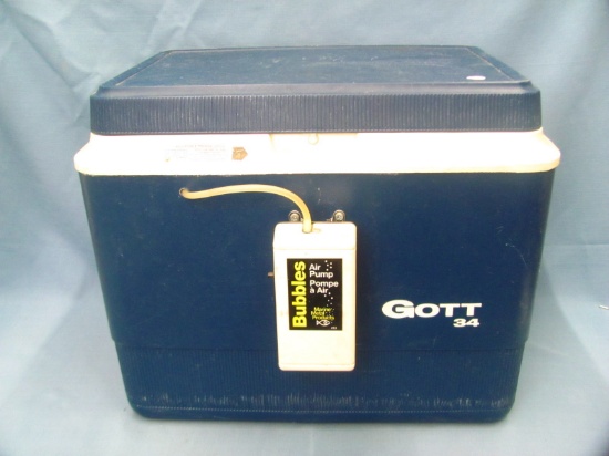 Gott 34 Plastic Cooler Model 1934 - With Bubbles Air Pump Aerator – 13”x19” – 15”H - Pump Not Tested