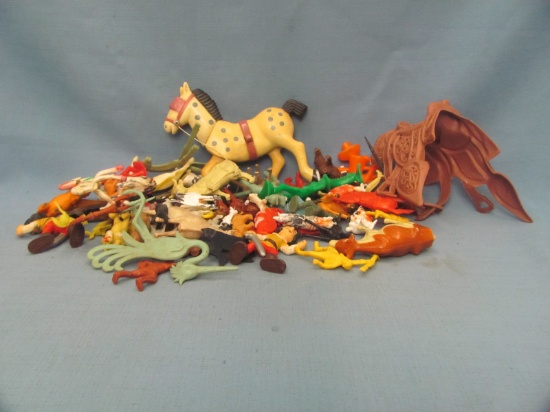 Plastic Toys – Figures - Animals – Saddle – Various Sizes – Wear