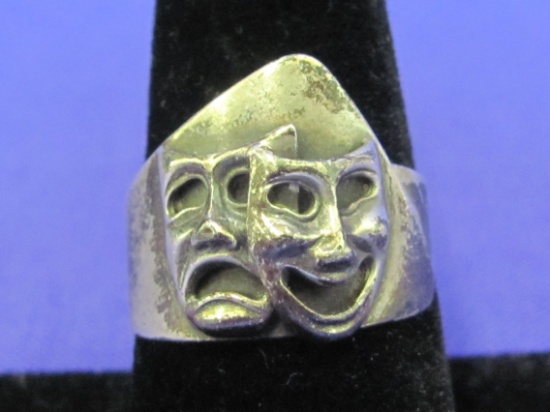 Beau Sterling Silver Ring – Masks of Comedy & Tragedy – Size 7 but Flexible – 4.4 grams