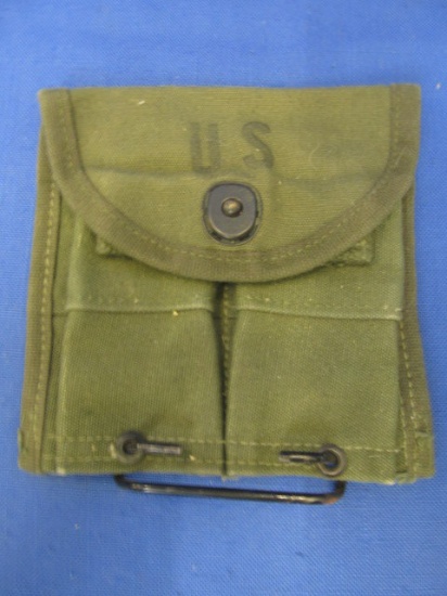 Ammo Pouch U.S. Pocket Cart. Cal. 30M1 Carbine or Rifle 74-P-142-35 1953 Santa Fe Electric Ldry. Co.