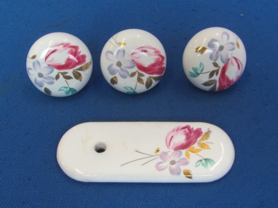 3 Porcelain Knobs or Drawer Pulls – 1 Small Plate – White with Floral Design