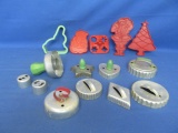 13 Vintage Cookie Cutters & 2 Donut Hole Cutters – 4 Plastic , Others Metal