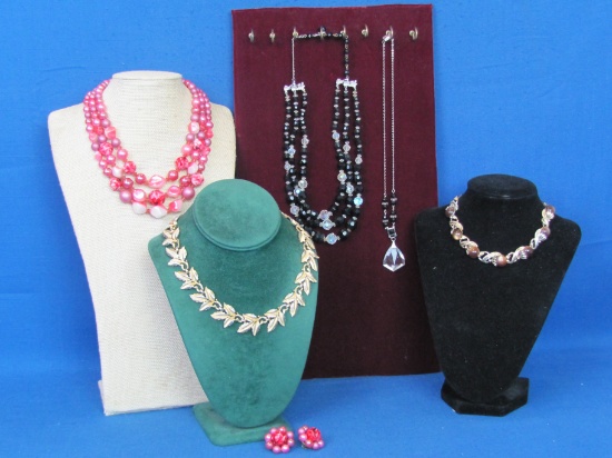 Costume Jewelry – 5 Necklaces – Black, Gold, & Pink – Matching Pink Clip-On Earrings