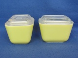 Pair of Yellow Pyrex Refrigerator Jars – 1 ½ Cup – 4 1/4” x 3 1/4” - 1 lid has a chip