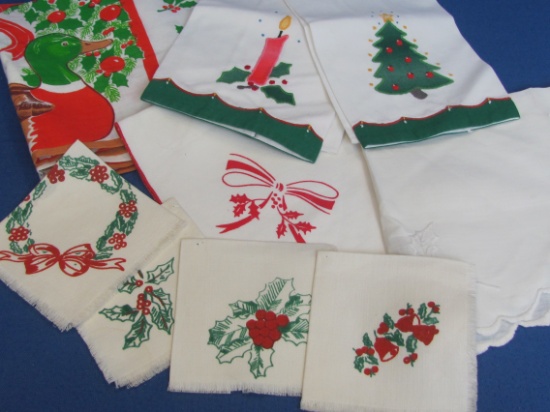 Mixed Lot of Christmas Linens: Kitchen Towels – Napkins – Embroidered Doily