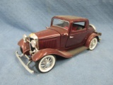 1932 Ford 3-Window Coupe – 1:18 Scale – Road Signature – Great condition – As shown – Dusty from bei