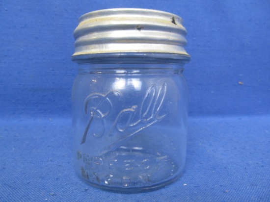 Vintage Ball Perfect Mason Jar w/ Screw Cap 4” T x 3” DIA