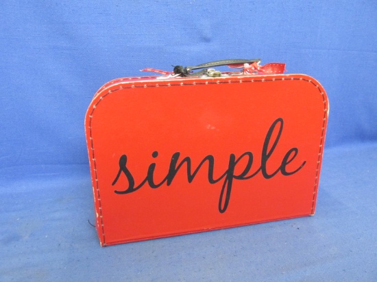 Vintage Red & Black Accents Simple Case With Suitcase Closure & Handle 8 1/4”H x 11 3/4”L x 3 1/2”D
